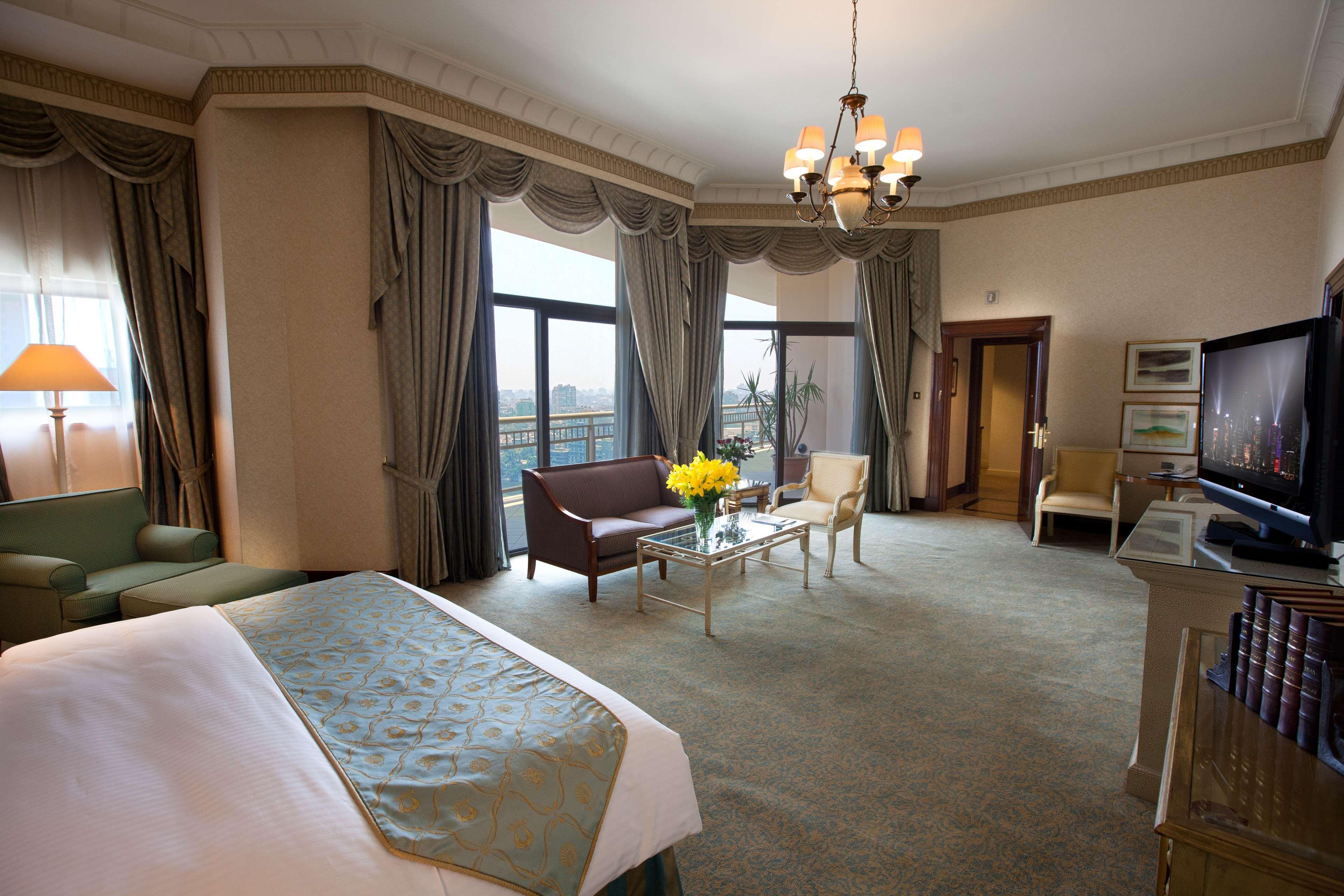 Sofitel Cairo Downtown Nile Hotell Eksteriør bilde A suite at the hotel