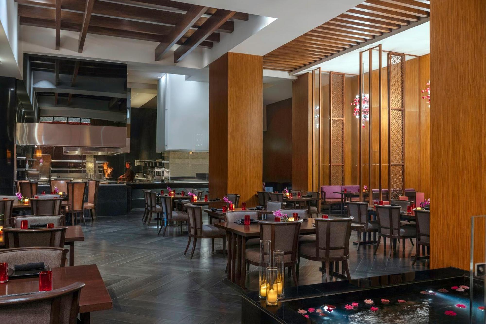 Sofitel Cairo Downtown Nile Hotell Eksteriør bilde The interior of the restaurant