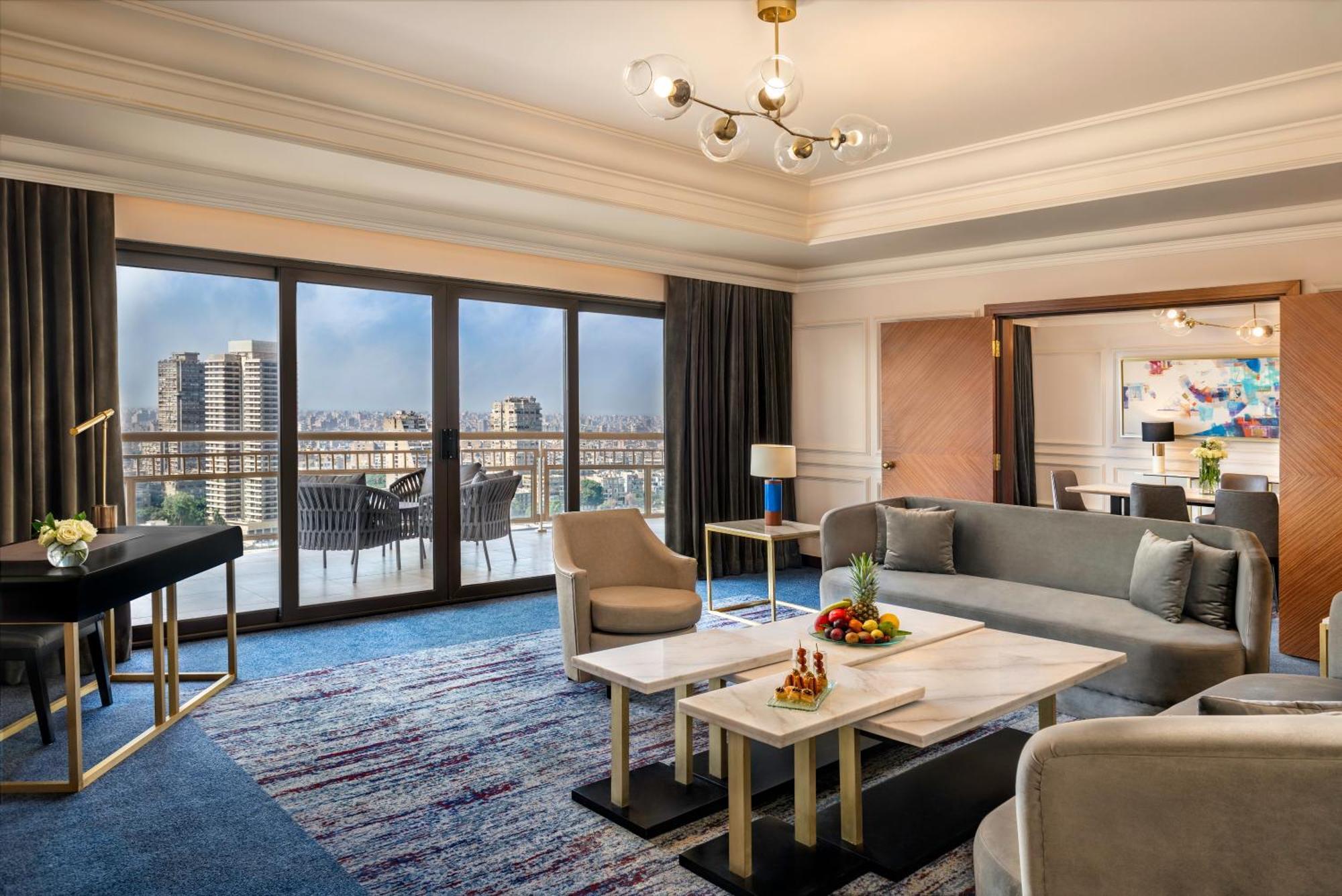 Sofitel Cairo Downtown Nile Hotell Eksteriør bilde A suite at the hotel