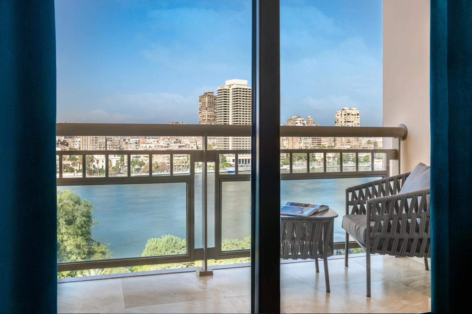 Sofitel Cairo Downtown Nile Hotell Eksteriør bilde View from a suite
